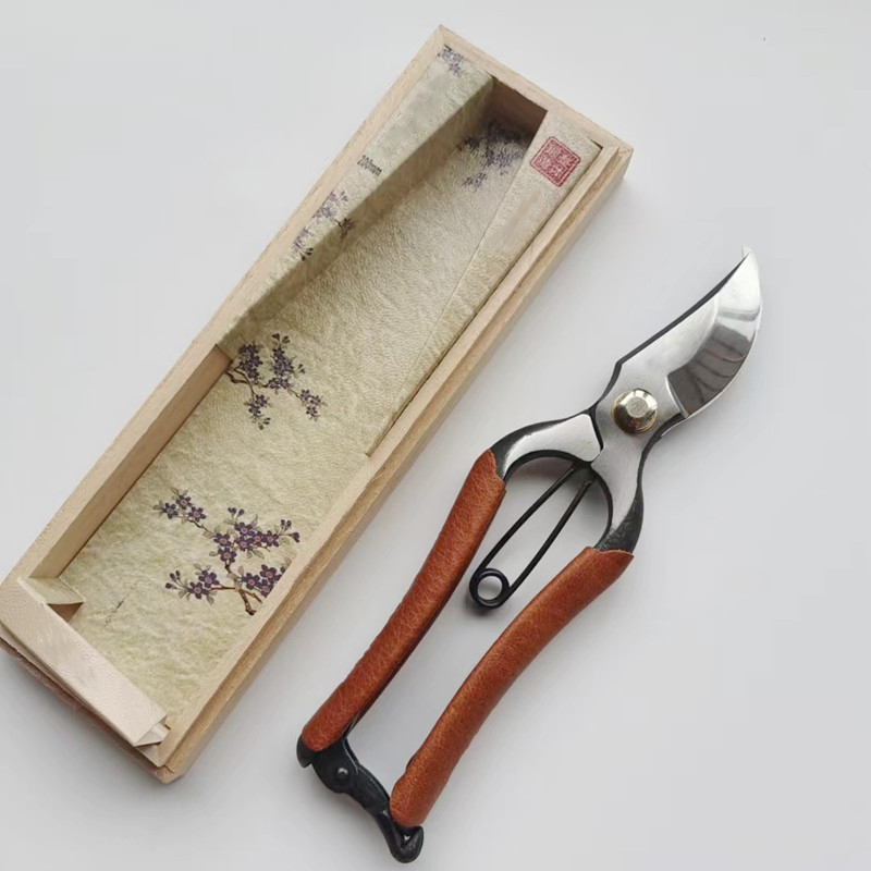 กรรไกรตัดแต่งกิ่งแบบพกพา กรรไก - Gardening Tools Japanese บทวิจารณ์และราคา